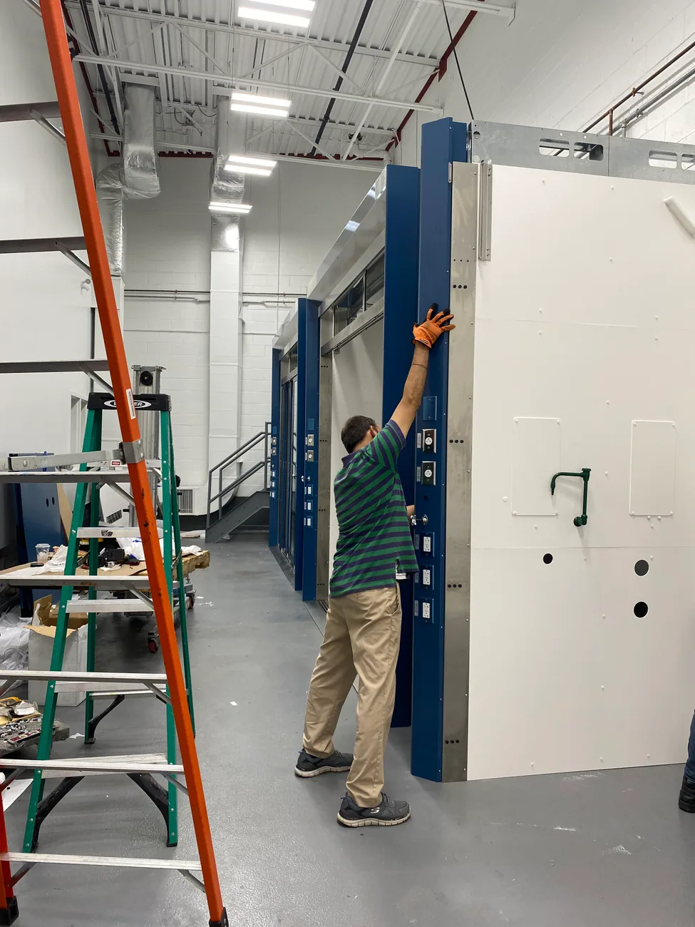 Customized Fume Hoods laboratory installation by Lab Setup America
