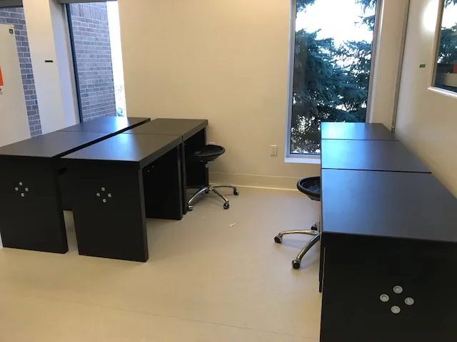 Balance Tables for laboratory spaces by Lab Setup America