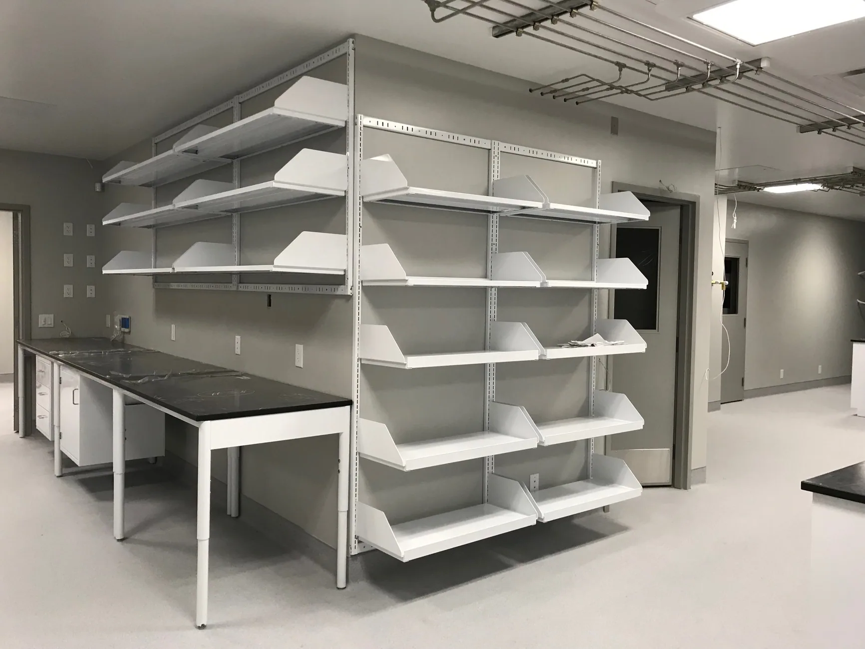 Flexcore and Envision Series laboratory furniture installation by Lab Setup America