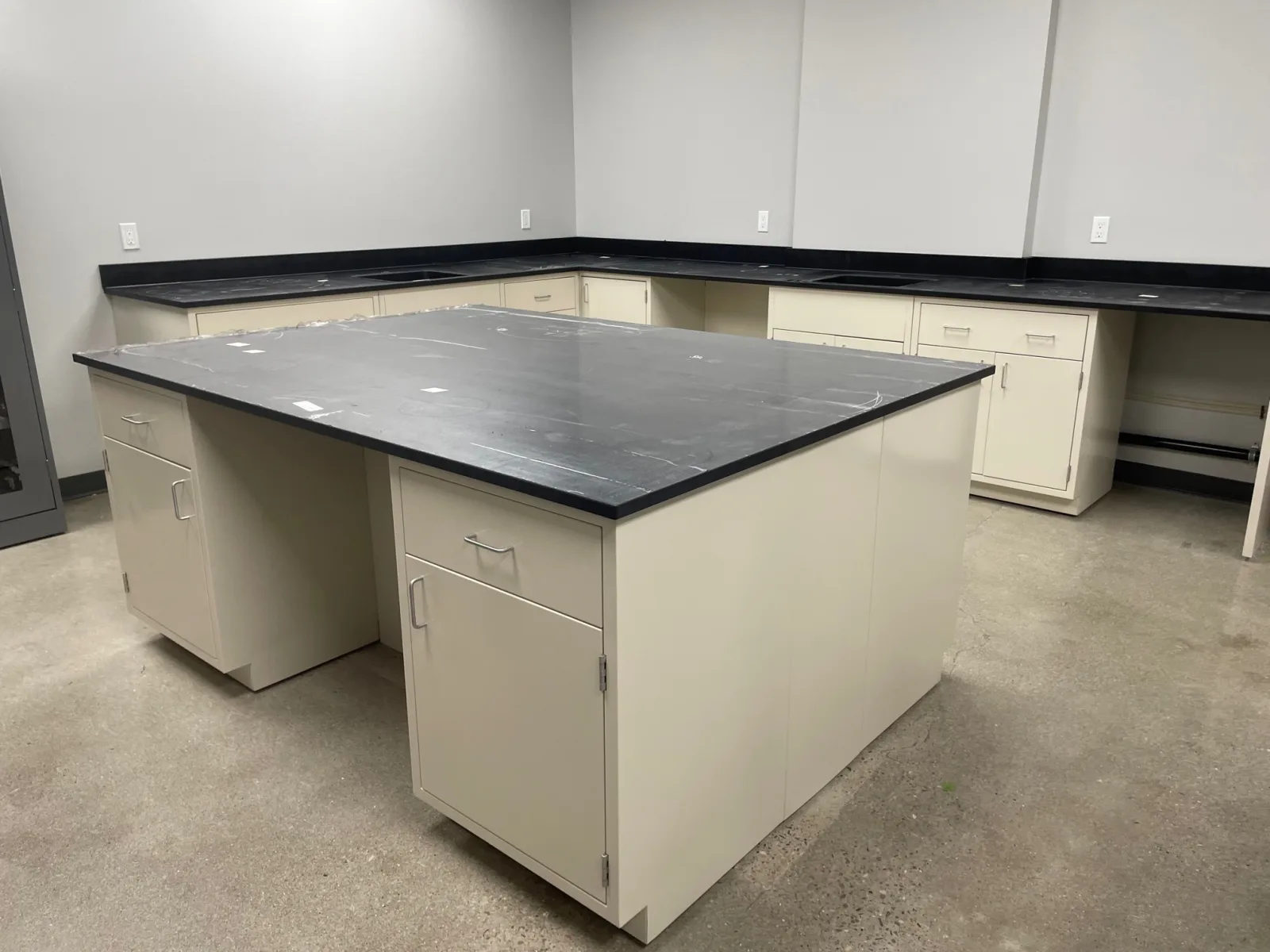 Botanical Research Laboratories